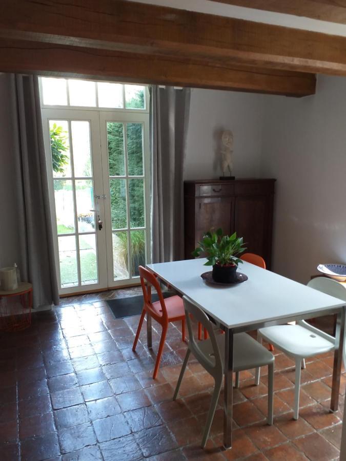 Maison De Vacances, Gite "Le Vieux Logis" A Profondeville Eksteriør bilde